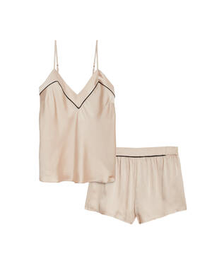 marksandspencer_SS24_Sleepwear_T37_6990Q_kratke letni pyzamo Rosie_telova_1299Kc.jpg